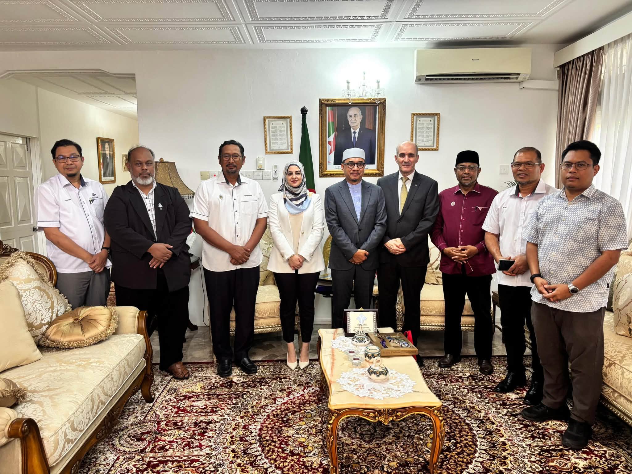 Kunjungan Hormat ke Kedutaan Republik Demokratik Rakyat Algeria di Malaysia
